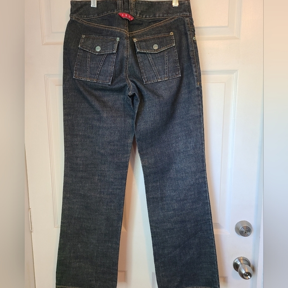 IZOD Woman's Traditional Denim Blue Jeans,  Size: 6 Color: Blue - Picture 11 of 14